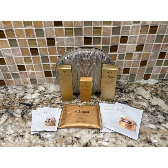 Clé de Peau Beauté Luxury Skincare GWP - Picture 2 of 4